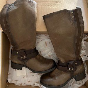 Earth Women's Sequoia Riding Boot